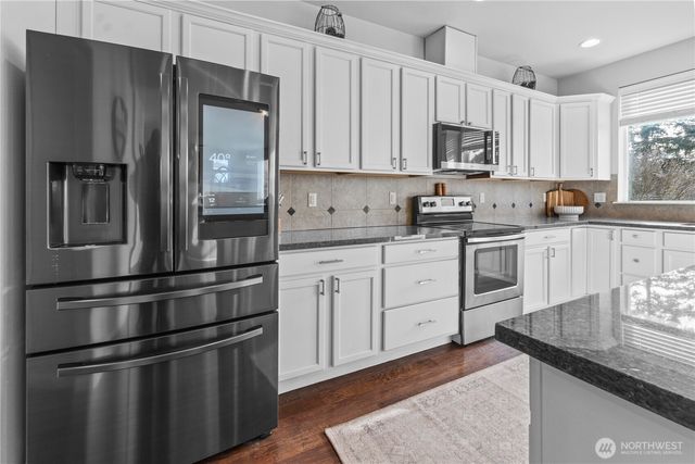 15287 Kayla Street SE, Yelm, WA 98597