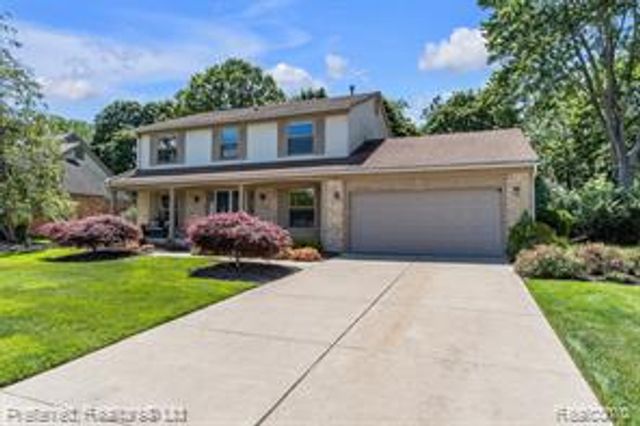 20155 Wayne Road, Livonia, MI 48152