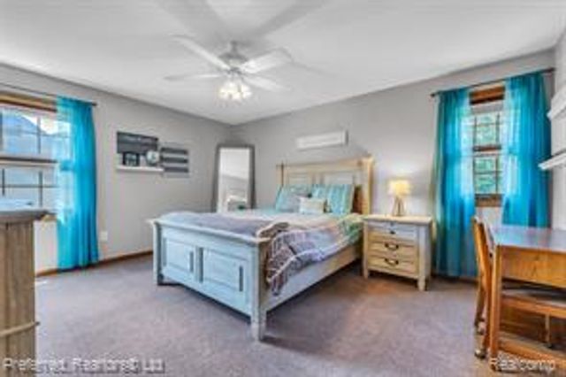 20155 Wayne Road, Livonia, MI 48152