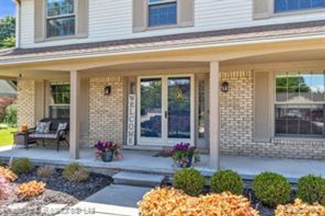 20155 Wayne Road, Livonia, MI 48152