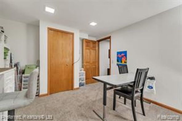 20155 Wayne Road, Livonia, MI 48152