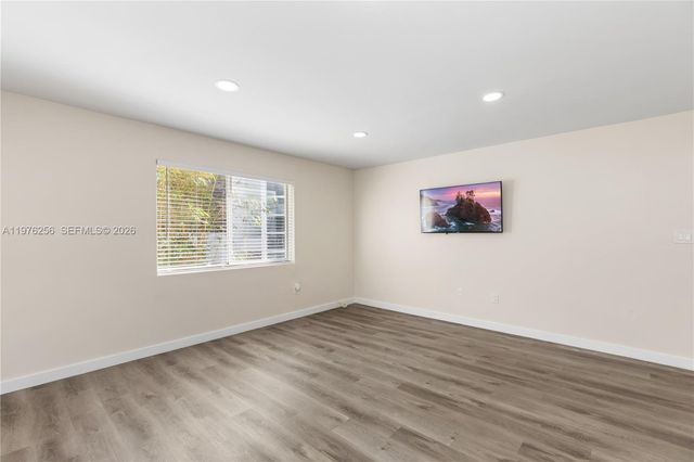 3101 SW 27th Ave 204, Miami, FL 33133