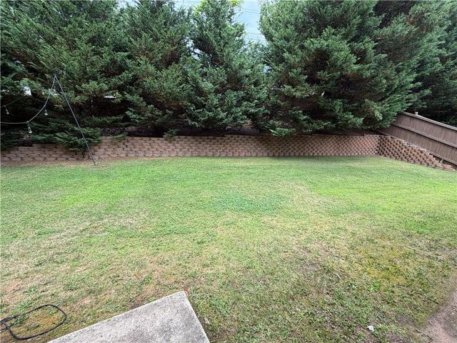7740 Stratford Lane, Atlanta, GA 30350