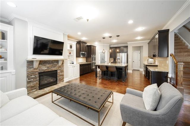7740 Stratford Lane, Atlanta, GA 30350