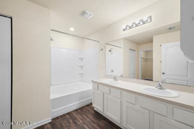 2456 COLD STREAM LANE Lane, Green Cove Springs, FL 32043