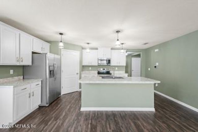 2456 COLD STREAM LANE Lane, Green Cove Springs, FL 32043