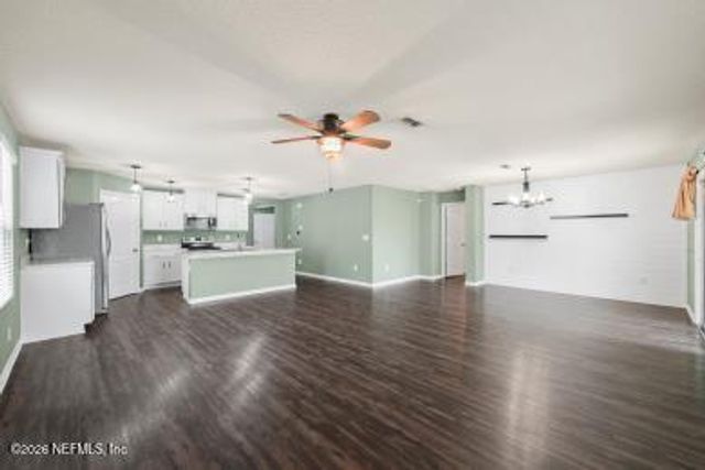 2456 COLD STREAM LANE Lane, Green Cove Springs, FL 32043