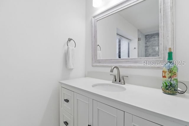 17 Lake Forest Dr Apt 3348, Hilton Head Island, SC 29928