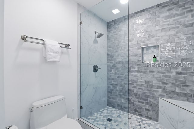 17 Lake Forest Dr Apt 3348, Hilton Head Island, SC 29928