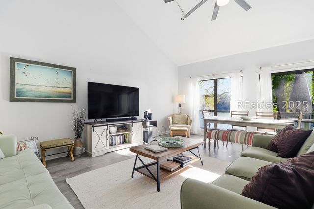 17 Lake Forest Dr Apt 3348, Hilton Head Island, SC 29928