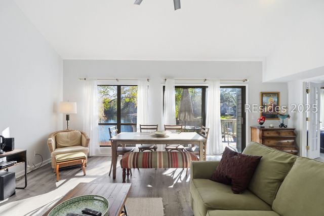 17 Lake Forest Dr Apt 3348, Hilton Head Island, SC 29928