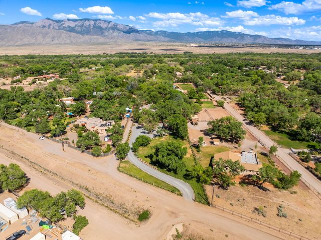 1144 Andrews Lane, Corrales, NM 87048