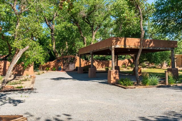 1144 Andrews Lane, Corrales, NM 87048