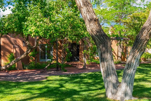 1144 Andrews Lane, Corrales, NM 87048