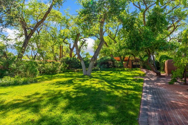 1144 Andrews Lane, Corrales, NM 87048