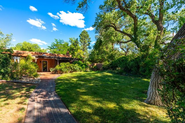 1144 Andrews Lane, Corrales, NM 87048