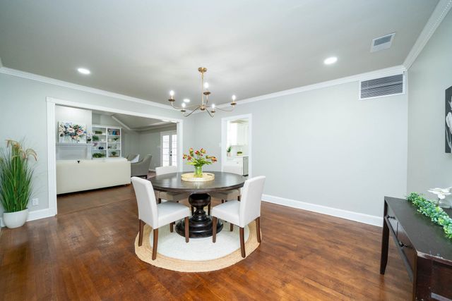 1427 S Wall Ave, Tyler, TX 75701