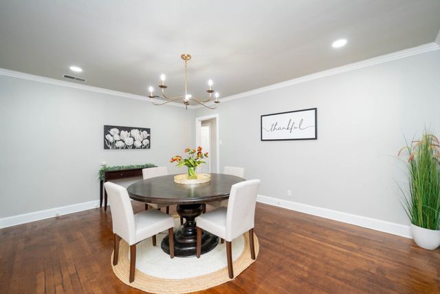 1427 S Wall Ave, Tyler, TX 75701
