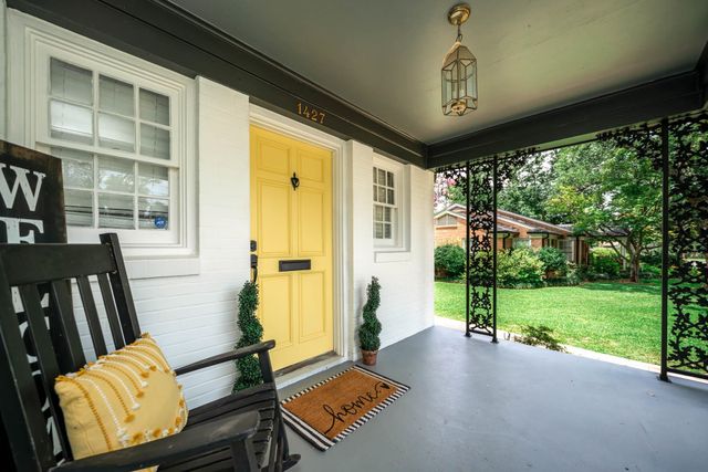 1427 S Wall Ave, Tyler, TX 75701
