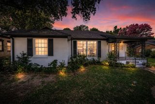1427 S Wall Ave, Tyler, TX 75701