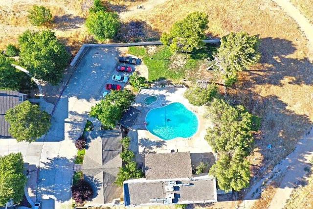 43639 Park Avenue, Lancaster, CA 93534