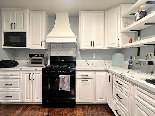 43639 Park Avenue, Lancaster, CA 93534