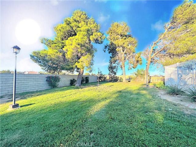 43639 Park Avenue, Lancaster, CA 93534