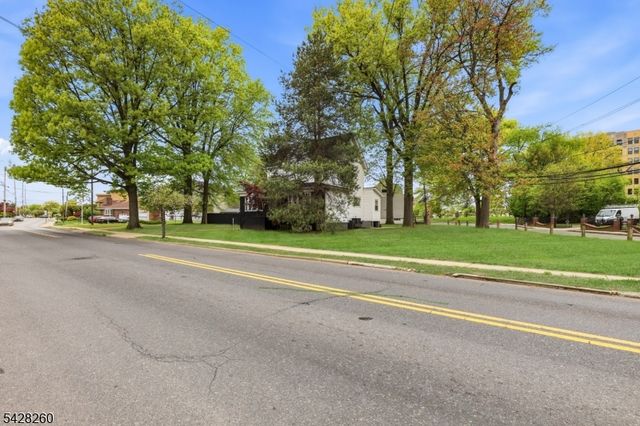 594 Belleville Ave, Belleville Twp., NJ 07109