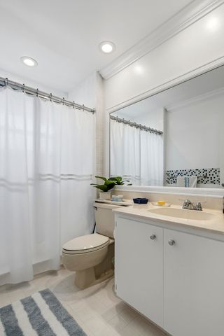 5803 Fox Hollow Drive B, Boca Raton, FL 33486