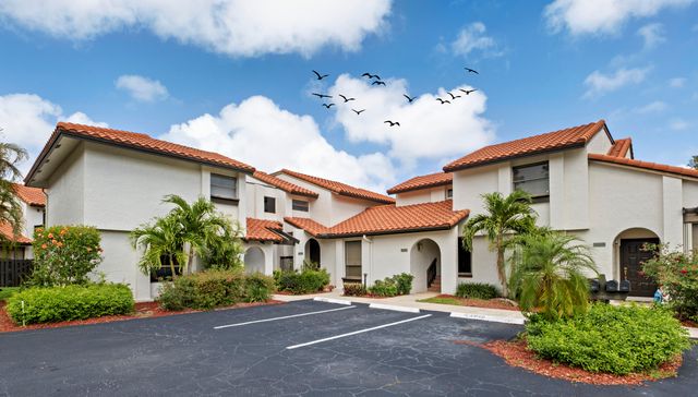 5803 Fox Hollow Drive B, Boca Raton, FL 33486