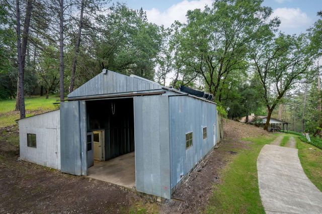 14073 Retrac Way, Grass Valley, CA 95949