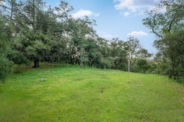 14073 Retrac Way, Grass Valley, CA 95949
