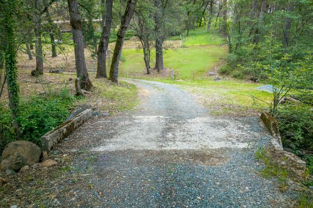 14073 Retrac Way, Grass Valley, CA 95949