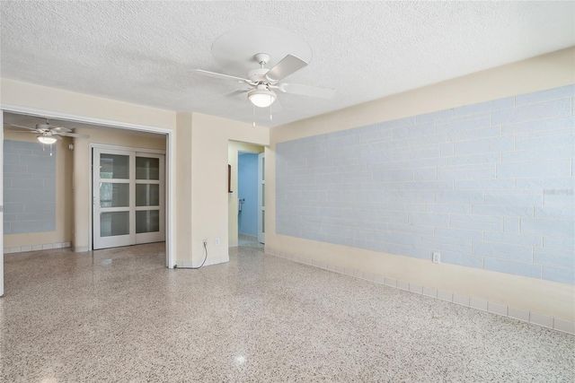 145 10TH AVENUE N 1, St Petersburg, FL 33701