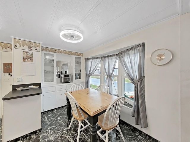 12501 ULMERTON ROAD 204, Largo, FL 33774