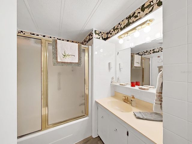 12501 ULMERTON ROAD 204, Largo, FL 33774