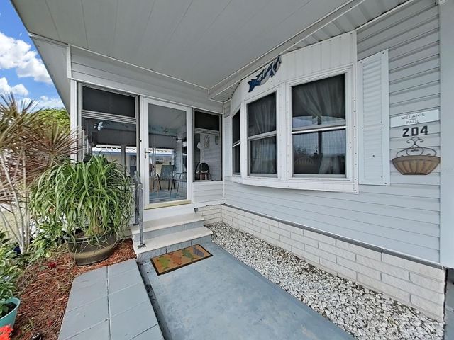 12501 ULMERTON ROAD 204, Largo, FL 33774