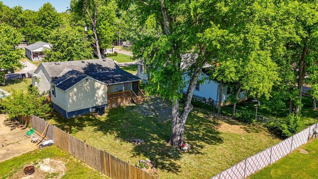 1302 Adonna Lane, Chattanooga, TN 37412
