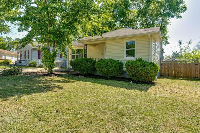 1302 Adonna Lane, Chattanooga, TN 37412