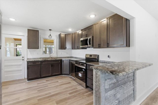 1302 Adonna Lane, Chattanooga, TN 37412