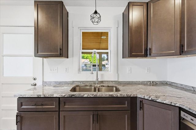 1302 Adonna Lane, Chattanooga, TN 37412