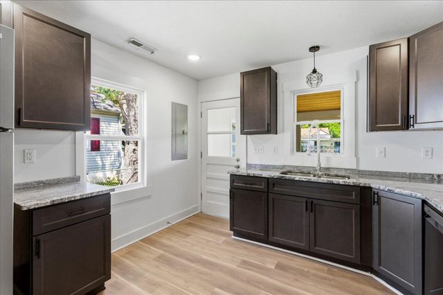 1302 Adonna Lane, Chattanooga, TN 37412