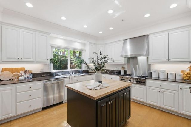 239 Upland Road, Redwood City, CA 94062