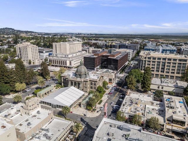 239 Upland Road, Redwood City, CA 94062