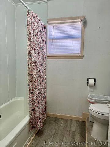 406 N Maytubby Street, Kingston, OK 73439