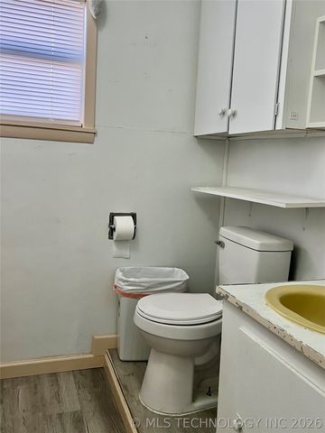 406 N Maytubby Street, Kingston, OK 73439