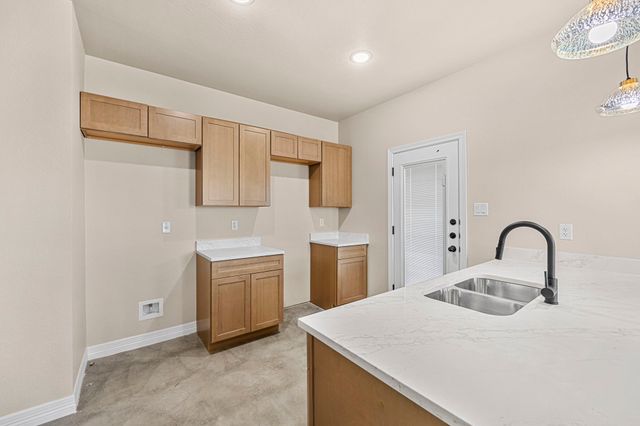 1315 Lone Pine Way, Killeen, TX 76543