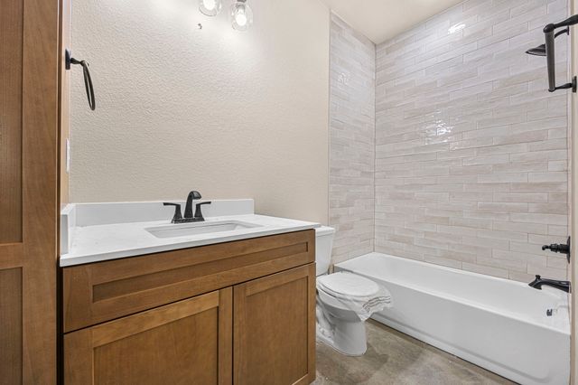 1315 Lone Pine Way, Killeen, TX 76543