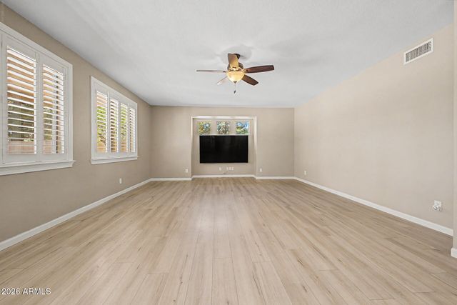 680 E BETSY Lane, Gilbert, AZ 85296