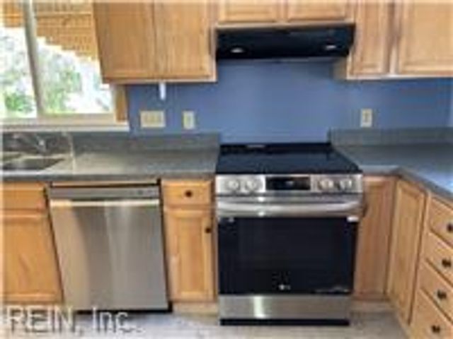 110 Peninsula ST, Williamsburg, VA 23188